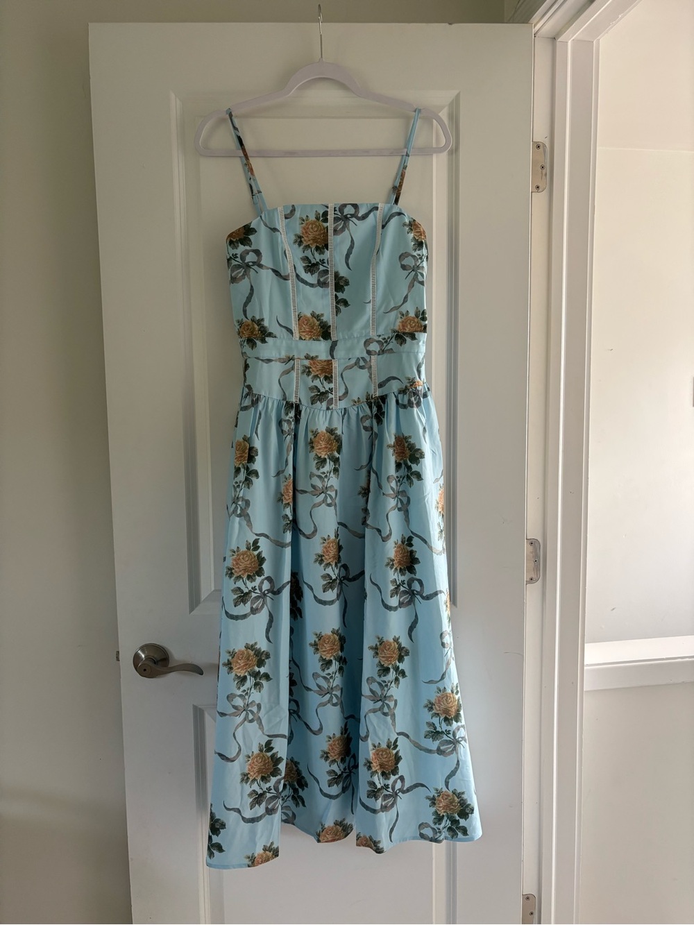 Commense Light Blue Floral Spaghetti-Strap Midi Dress